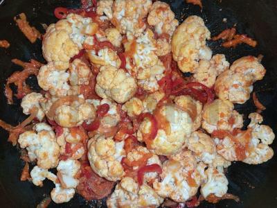 Žiediniai kopūstai, troškinti su daržovėmis Žingsnis 3