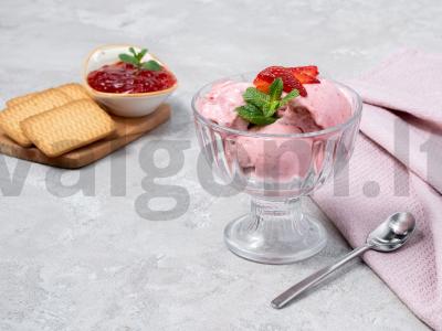 Braškių ledai pagrindine nuotrauka