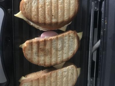 Rytinis sumuštinis pagrindine nuotrauka