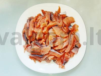 Aromatinga rožinė lašiša su korėjietiškomis morkomis Žingsnis 1