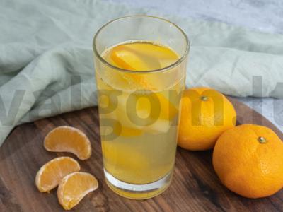 Cukinijų, mandarinų ir apelsinų kompotas Žingsnis 3