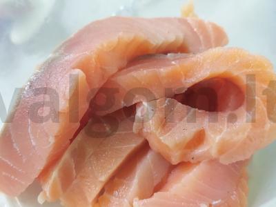 Suktinukai su lašiša ir žaliaisiais svogūnais Žingsnis 3