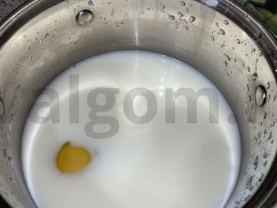 Labai purūs ir skanūs blyneliai su grietine Žingsnis 2