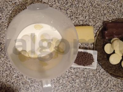 Sūrio triufelis ant baltojo šokolado Žingsnis 1