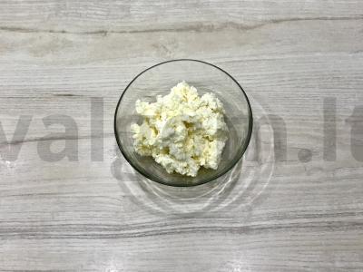 Užkandžių sūrio rutuliukai su dviejų rūšių sūriu Žingsnis 2