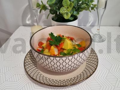 Meksikietiška salsa su mangais ir pipirais pagrindine nuotrauka