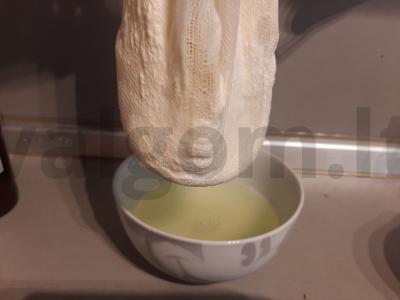 Vėsus naminis varškės sūris Žingsnis 2