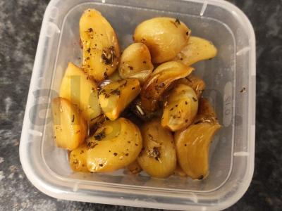 Skrudinti česnakai sumuštiniams pagrindine nuotrauka