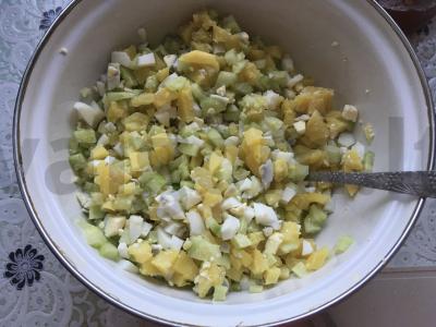 Lengvos Olivier salotos su grietine Žingsnis 5