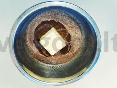 Imbieriniai sausainiai su medumi, cinamonu ir muskato riešutu Žingsnis 1