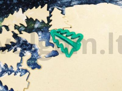Imbieriniai sausainiai su medumi, cinamonu ir muskato riešutu Žingsnis 3