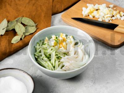 PP kalmarų salotos Žingsnis 2