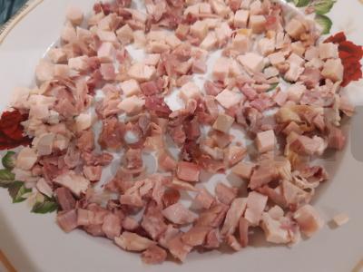 Skanios salotos "Bride" su rūkyta vištiena Žingsnis 2