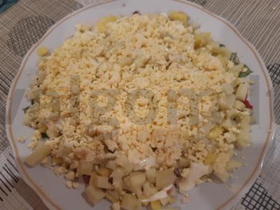 Skanios salotos "Bride" su rūkyta vištiena Žingsnis 4