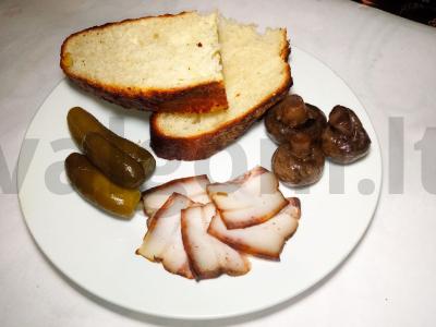 Bulvių duona pagrindine nuotrauka