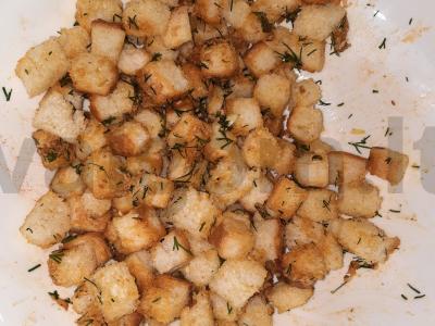 Česnakiniai skrebučiai su aštriais prieskoniais Žingsnis 5