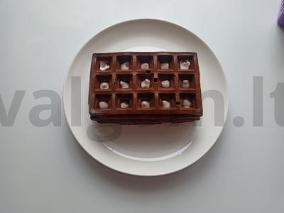 Keto vafliai su migdolų miltais pagrindine nuotrauka