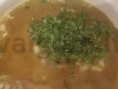 Makaronai su vištiena, žolelėmis ir daržovėmis Žingsnis 6