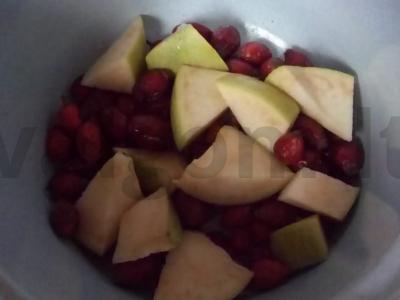 Obuolių ir erškėtuogių košė Žingsnis 2