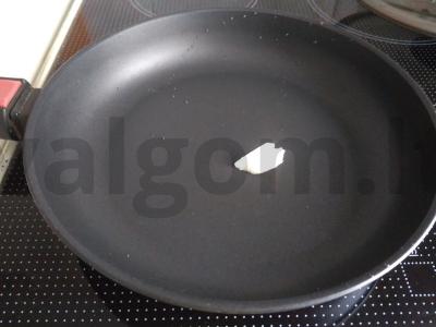 Omletas su raudonaisiais pipirais ir rukola Žingsnis 3