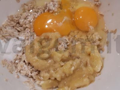 Plikyti avižiniai blyneliai su bananais Žingsnis 3