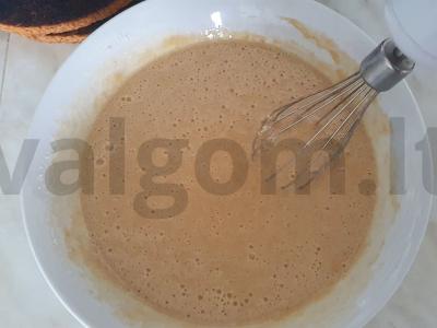 Obuolių pyragas su kedro riešutais Žingsnis 3
