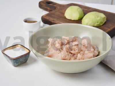 Vištienos kebabas su žaliuoju padažu Žingsnis 1