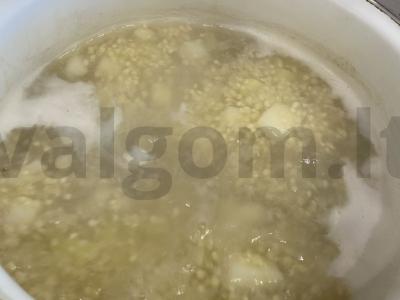 Žuvies sriuba su menke, daržovėmis ir sorų kruopomis Žingsnis 3