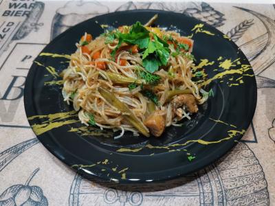 Klasikinė "Funchoza pagrindine nuotrauka