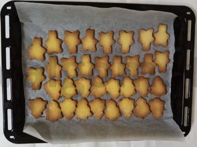 Smėlio imbieriniai sausainiai Žingsnis 5