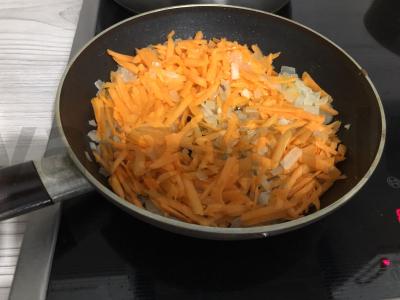 Ožkos kepenėlių pyragas su daržovėmis ir prieskoniais Žingsnis 9