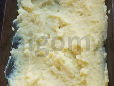 Bulvių apkepas su malta mėsa, sūriu ir šviežiomis žolelėmis Žingsnis 6