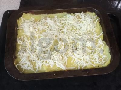 Bulvių apkepas su malta mėsa, sūriu ir šviežiomis žolelėmis Žingsnis 13