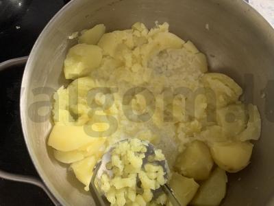 Bulvių košė su jūros gėrybėmis Žingsnis 3