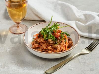 Kalakutiena su kuskusu pagrindine nuotrauka