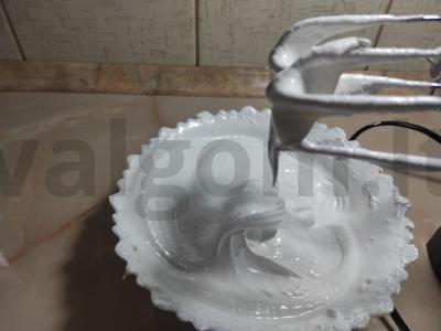 Meringos, skirtos tortams puošti Žingsnis 3