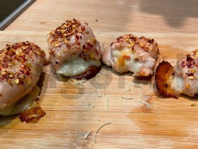 Vištienos suktinukai su suluguni pagrindine nuotrauka