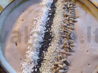 Pieno pudingas su kakava ir cinamonu pagrindine nuotrauka