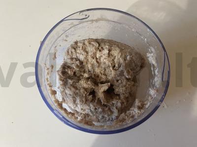 Mėsos kotletai pomidorų padaže su rauginta plutele Žingsnis 2