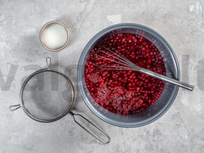 Uogų kisielius multicooker įrenginyje Žingsnis 2