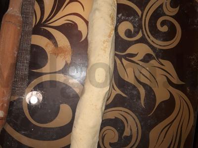 Sraigių bandelės su glajumi. Žingsnis 5