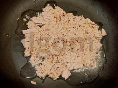 Patrauklūs tuno makaronai Žingsnis 1