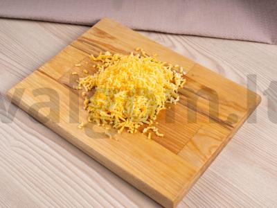 Salotos "Želvelė" iš žuvies konservų su džiovintomis slyvomis Žingsnis 3