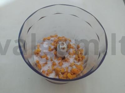 Vyšnių blynų pyragas su aromatizuotu šaltalankių padažu Žingsnis 4