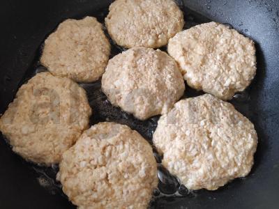 PP sūrio pyragaičiai pusryčiams arba užkandžiams Žingsnis 4