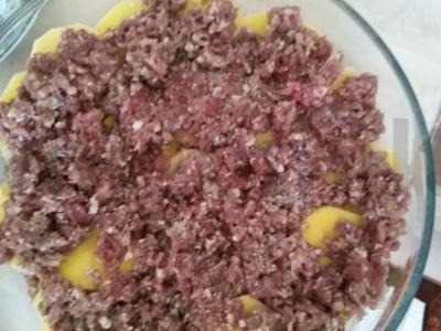 Gausus troškinys su bulvėmis, malta mėsa ir pomidorais Žingsnis 2