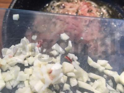 Makaronai su mėsa ir šonine Žingsnis 2