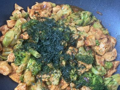 Vištiena su brokoliais Žingsnis 7