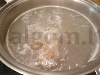 Aromatinių barščių su jautiena virimas Žingsnis 1