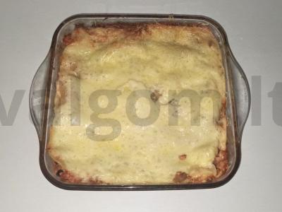 Sultinga naminė lazanija pagrindine nuotrauka